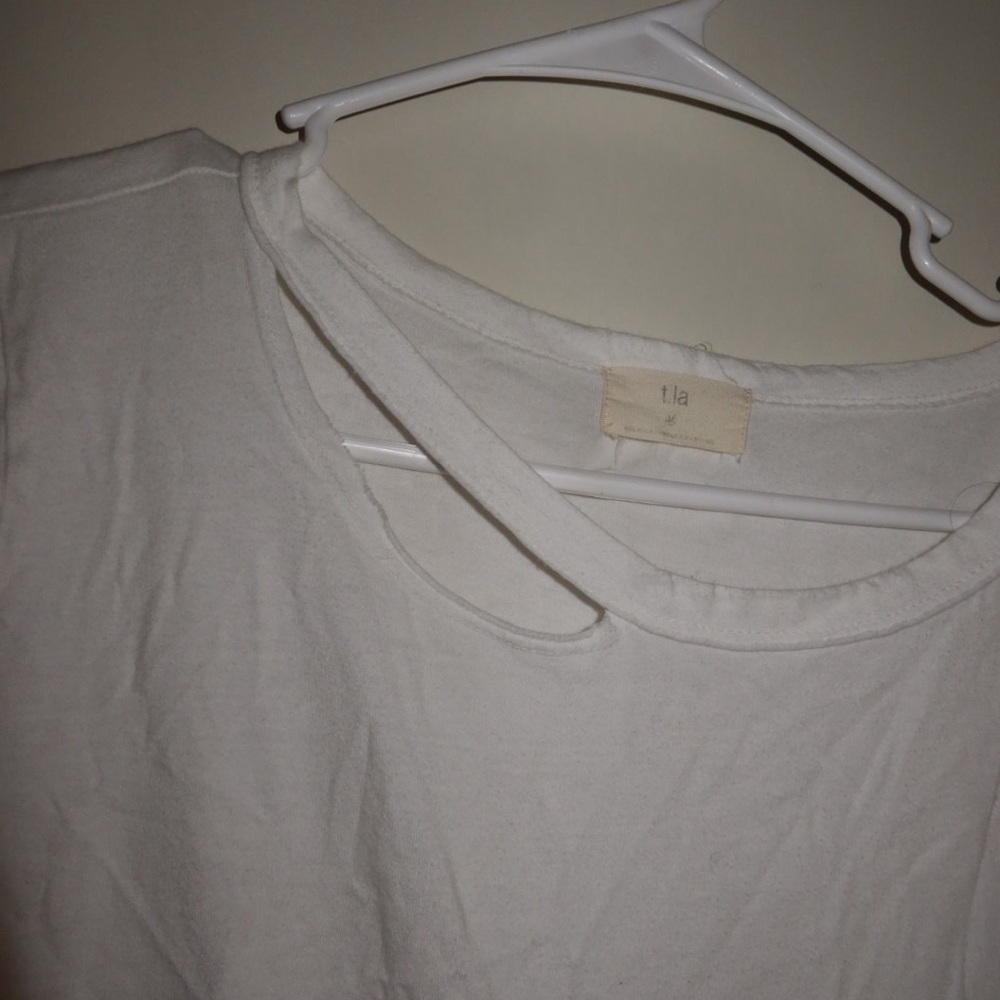 T.La White Sleeveless Cut Out T-Shirt
